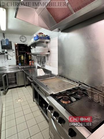 Vente                                                      Fonds de commerce
                        
                     3 pièces                      160 m2                     à Duras