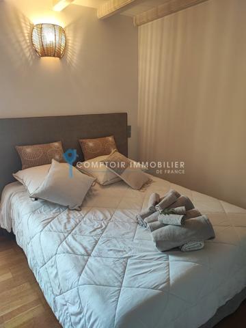 Maison
                                                                                                                                                                                                                                                                                                                        5 pièce(s)                                                                                                                                                                                                          4 chambre(s)                                                                                                                                                                                                          210  m²