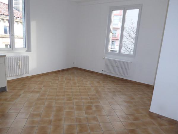 APPARTEMENT DE TYPE F2