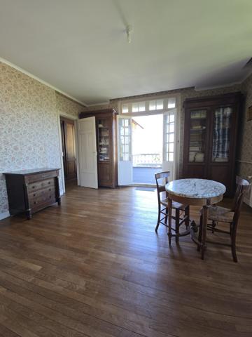 À vendre - Maison bourgeoise, 9 pièces située à Brunoy (91800)