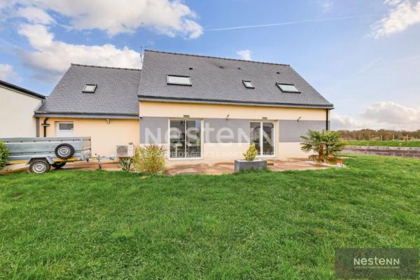 A Vendre Maison contemporaine comprenant 5 chambres à Yffiniac