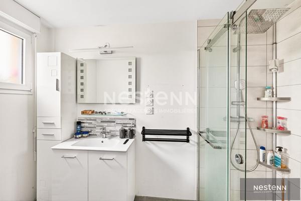 A Vendre Maison contemporaine comprenant 5 chambres à Yffiniac