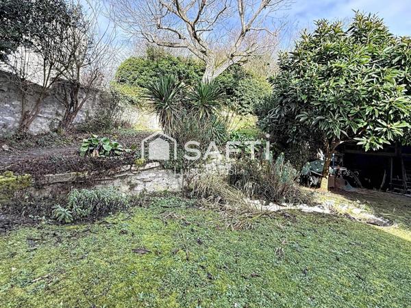 A pied de la gare, du centre-ville et des bords de Seine