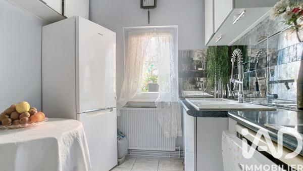 Appartement à vendre 4 pièces 76 m² Suresnes