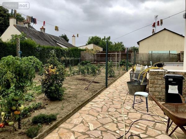 Maison à vendre à Noyen-sur-Sarthe dans la Sarthe (72430), ref : 72068-2098