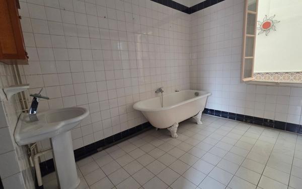 Appartement à vendre    5 pièces • 142 m2 Perpignan