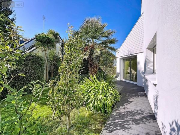 Maison à vendre à Larmor-Plage dans le Morbihan (56260), ref : 56079-1523   
Kerblaisy