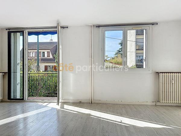 Vente Appartement59,36 m² - 2 Pièces - SAINT MAUR DES FOSSES (94100)