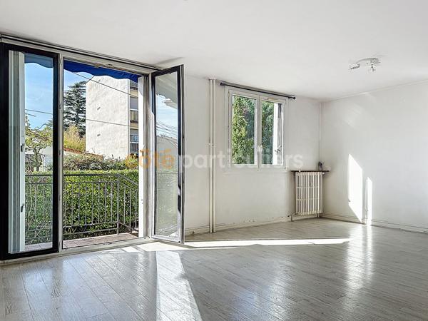 Vente Appartement59,36 m² - 2 Pièces - SAINT MAUR DES FOSSES (94100)