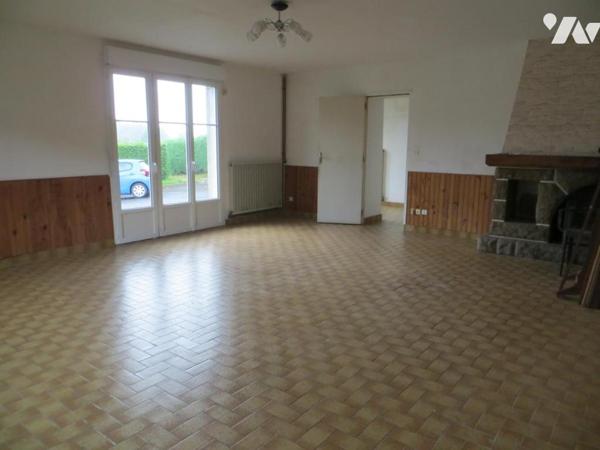 Proche du Barrage de LE GAST et de la Forêt Domaniale de NOUES DE SIENNE