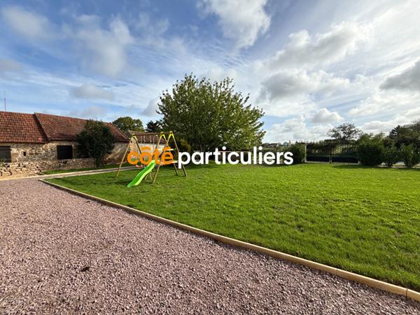 Vente Maison210 m² - 9 Pièces - COUST (18210)