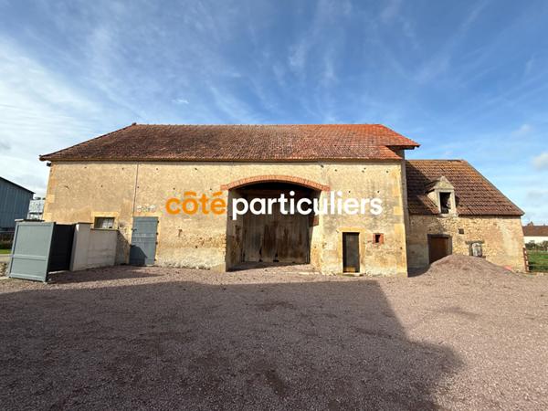 Vente Maison210 m² - 9 Pièces - COUST (18210)