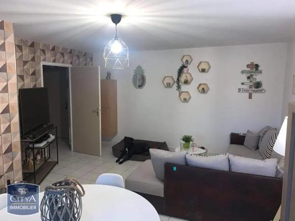 Appartement à louer 2 pièces 48.5m² Châlons-en-Champagne (51000)