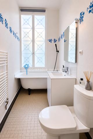 Appartement
                                                                                                                                                                                                                                                                                                                        5 pièce(s)                                                                                                                                                                                                          4 chambre(s)                                                                                                                                                                                                          160.63  m²