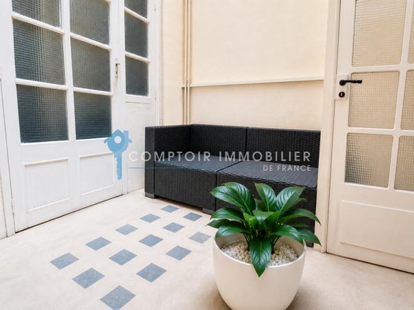 Appartement
                                                                                                                                                                                                                                                                                                                        5 pièce(s)                                                                                                                                                                                                          4 chambre(s)                                                                                                                                                                                                          160.63  m²