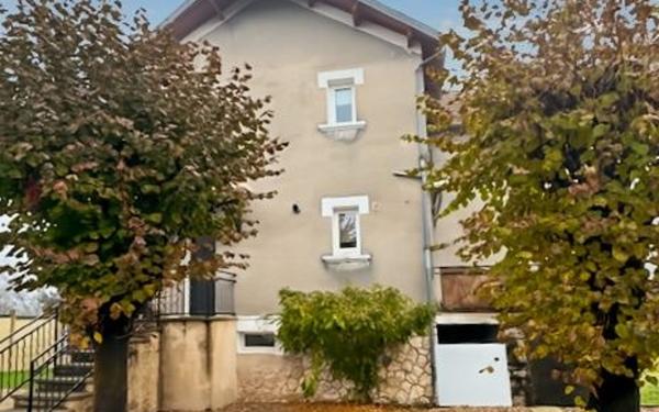 Maison à vendre    4 pièces •  Saint-Astier