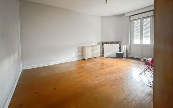 Maison à vendre    4 pièces •  Saint-Astier