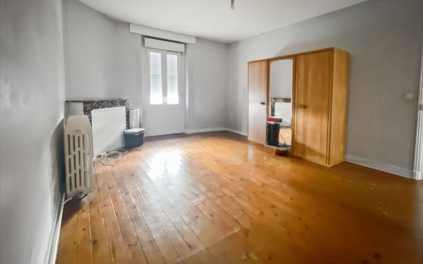 Maison à vendre    4 pièces •  Saint-Astier