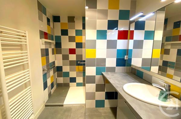 Appartement F2 à vendre  2 pièces - 57 m2 PARIS - 75017