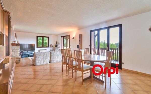 Maison à vendre    5 pièces •  Sainte-Foy-lès-Lyon