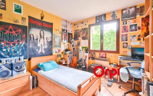 Maison à vendre    5 pièces •  Sainte-Foy-lès-Lyon