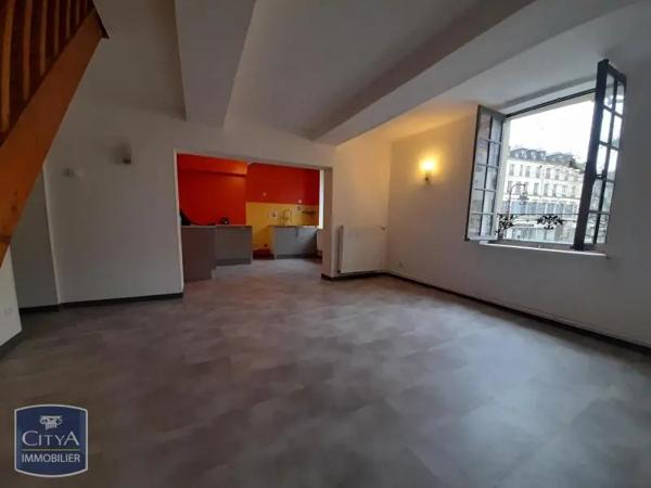 Appartement à louer 4 pièces 102.38m² Sedan (08200)