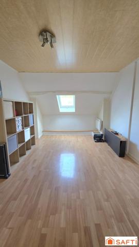 Très belle longère T6 de 163m², habitable de plain pied, sur un parc de 1884m²