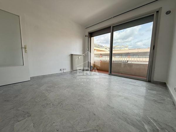 Appartement Vence 1 pièce(s) 21.8 m2