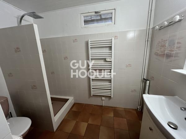 MAISON À VENDRE DE 6 PIÈCES DE 136,00 M²