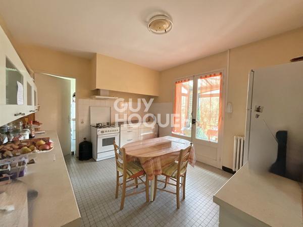 Cugnaux Maison de 114 m2 sur une parcelle d'environ 4 400 m2