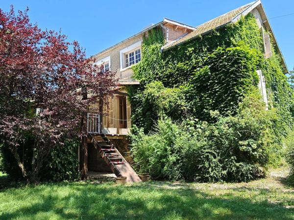 Propriété GENLIS terrain de 2048m²