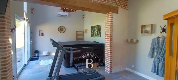 Salbris, Fermette 5 Chambres  à vendre