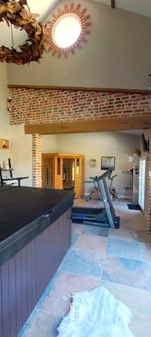 Salbris, Fermette 5 Chambres  à vendre