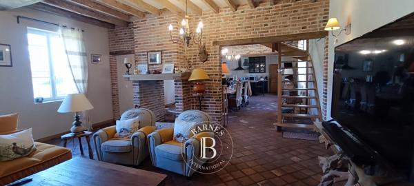Salbris, Fermette 5 Chambres  à vendre