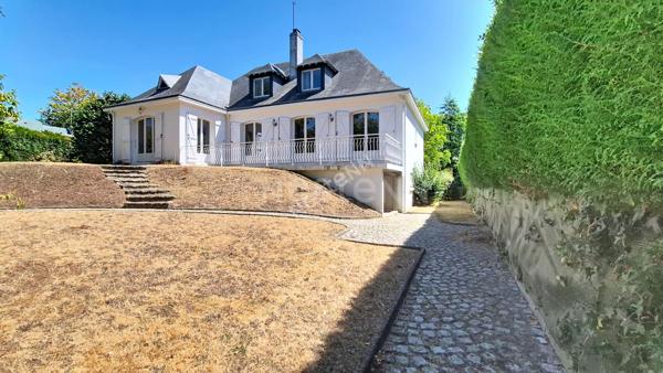 Orvault Berthelotière : Exclusivité ! Superbe propriété à vendre ! 200 m² habitables sur terrain de 937 m²