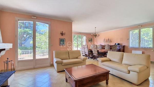 Orvault Berthelotière : Exclusivité ! Superbe propriété à vendre ! 200 m² habitables sur terrain de 937 m²