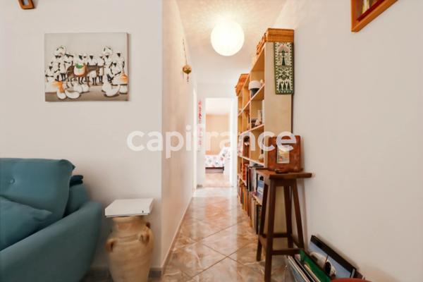HERAULT (34) LA GRANDE−MOTTE (34280) à vendre Appartement 3 pièces de 91 m 2 et terrasse de 120 m 2.