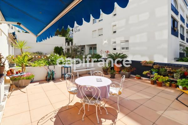 HERAULT (34) LA GRANDE−MOTTE (34280) à vendre Appartement 3 pièces de 91 m 2 et terrasse de 120 m 2.