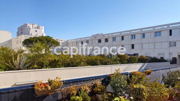 HERAULT (34) LA GRANDE−MOTTE (34280) à vendre Appartement 3 pièces de 91 m 2 et terrasse de 120 m 2.