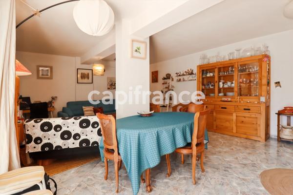 HERAULT (34) LA GRANDE−MOTTE (34280) à vendre Appartement 3 pièces de 91 m 2 et terrasse de 120 m 2.