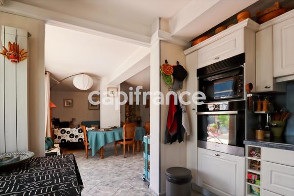 HERAULT (34) LA GRANDE−MOTTE (34280) à vendre Appartement 3 pièces de 91 m 2 et terrasse de 120 m 2.