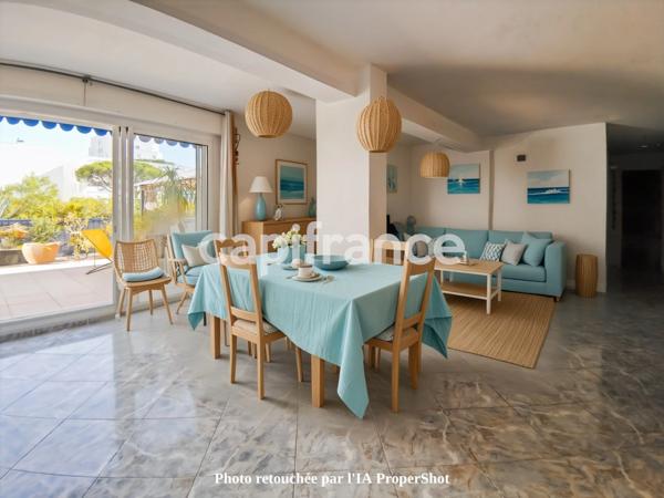 HERAULT (34) LA GRANDE−MOTTE (34280) à vendre Appartement 3 pièces de 91 m 2 et terrasse de 120 m 2.