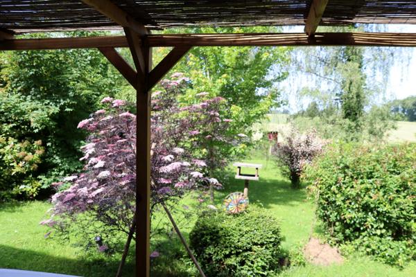 Environnement particulièrement calme avec une magnifique vue dégagée à CURCIAT DONGALON – 181 m² habitables sur 6970 m² de terrain.