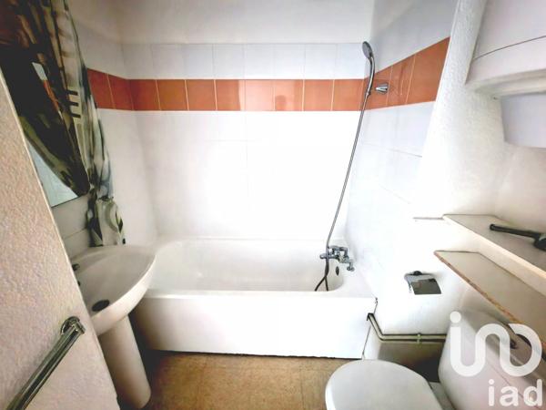 Studio 1 pièce de 18 m² à Nîmes (30900)