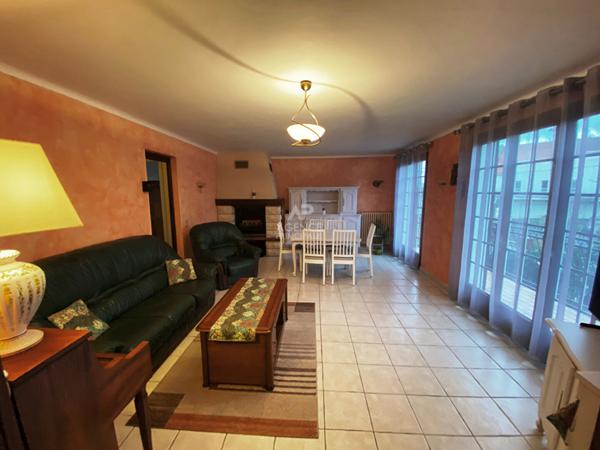 Maison Osny 7 pièce(s) 179.60 m2 €499 000 ** - Référence 10883