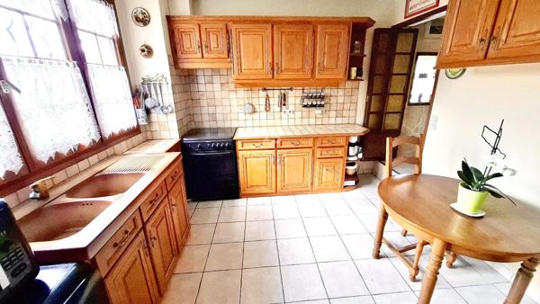 Maison Osny 7 pièce(s) 179.60 m2 €499 000 ** - Référence 10883