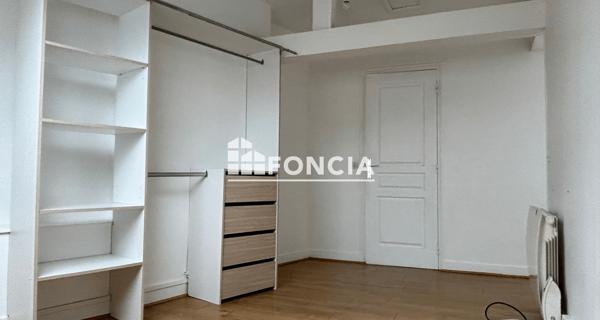 Location Studio meublé 19.49 m² - Houdan 78550