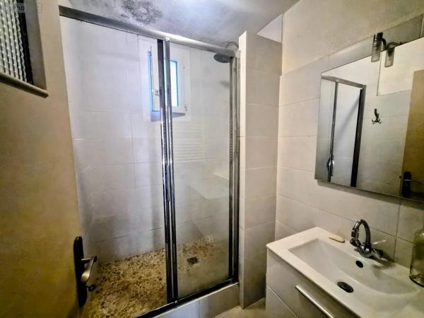 Achat - Maison La Valette-du-Var 83160 9 pièces 220 m 2 3100 m 2