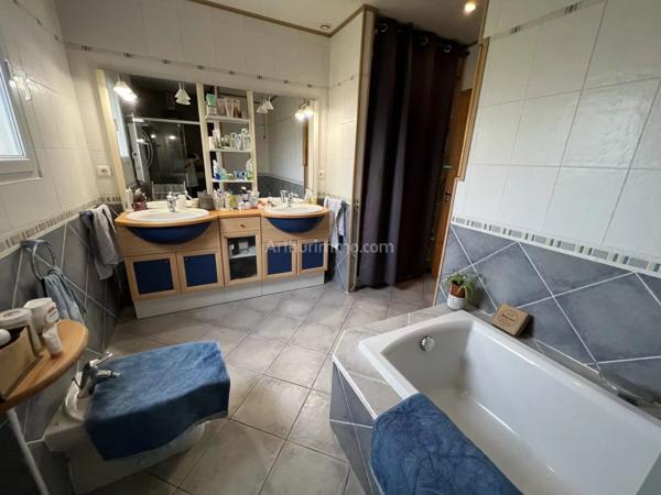 Vente Villa 5 pièces 154 m2 à Clermont-l'Hérault