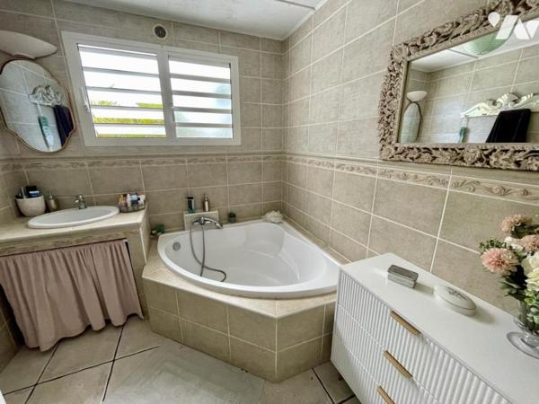 VILLA T5 PITON ST LEU 